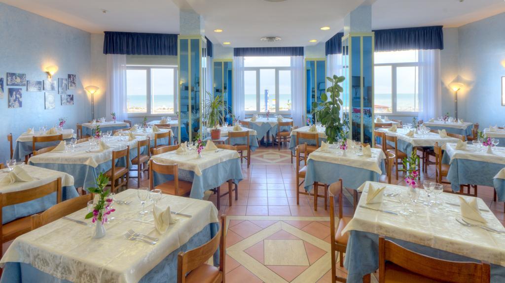 Hotel Giannino Порто-Реканати Экстерьер фото